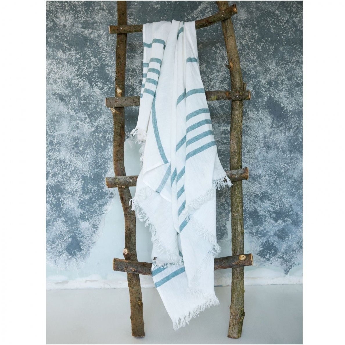 Light linen towel 2 Light linen towel 2