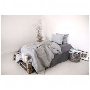 Linen bedding set