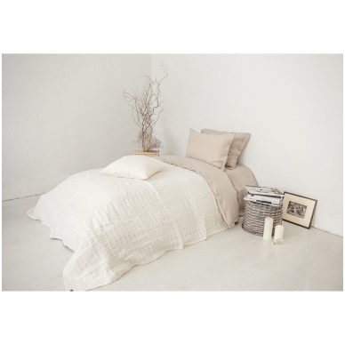 Bed spread Bed spread