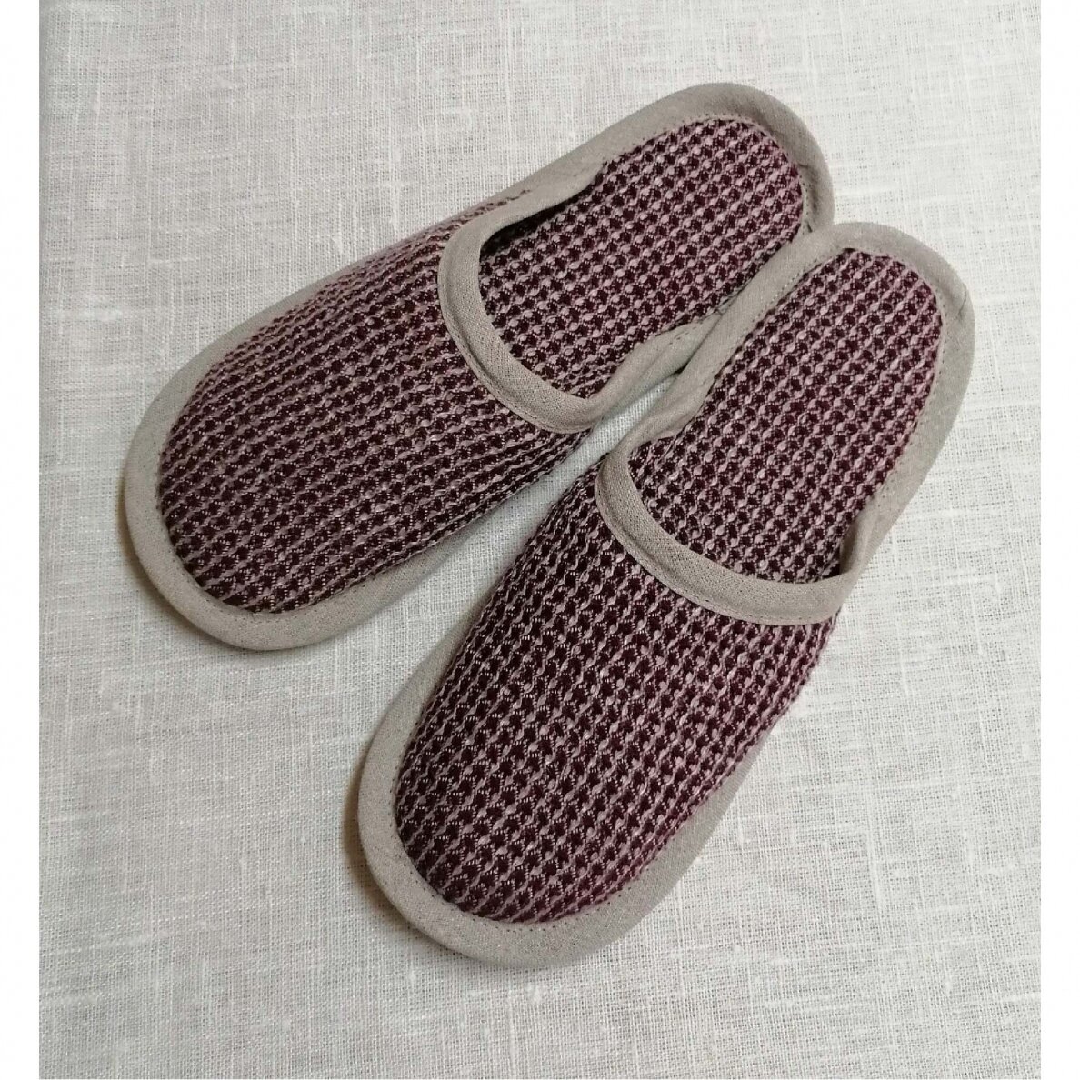 Soft waffle fabric slippers 1