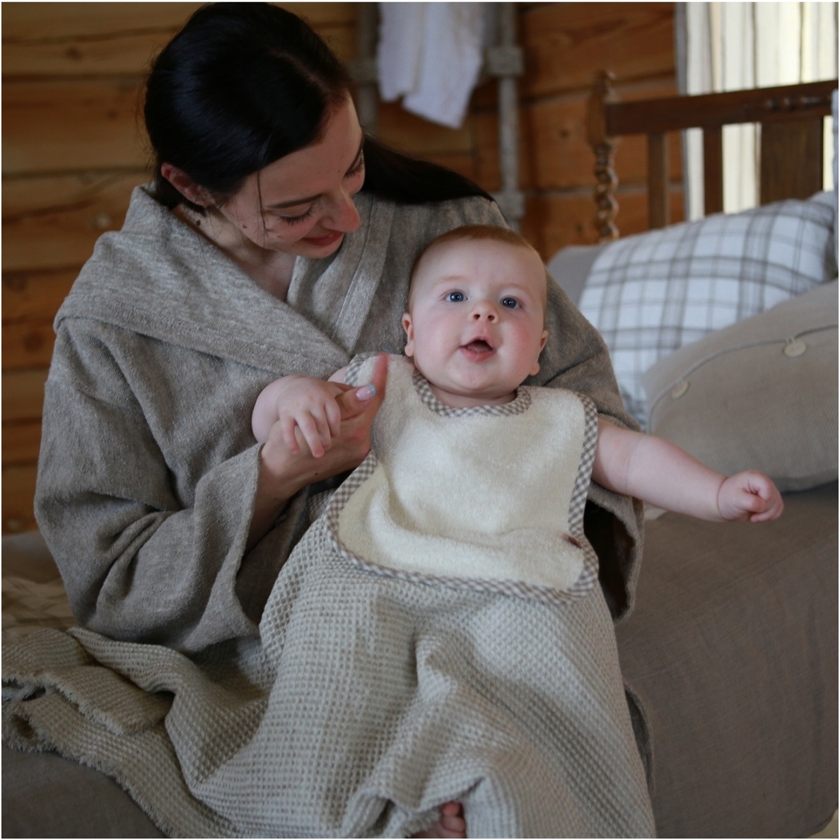 Linen baby bib Linen baby bib