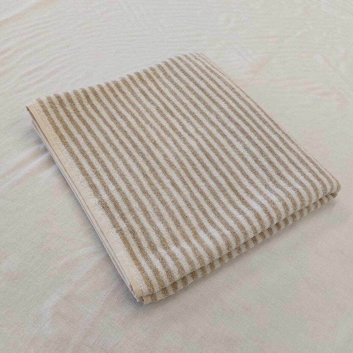 Rough linen and cotton towel 2